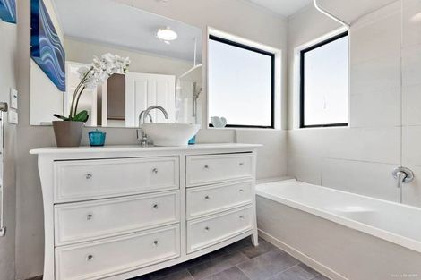 Photo of property in 110a Ruebe Road, Buckland, Pukekohe, 2677