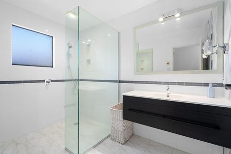 Photo of property in 43 Forrest Road, Cambridge, 3493