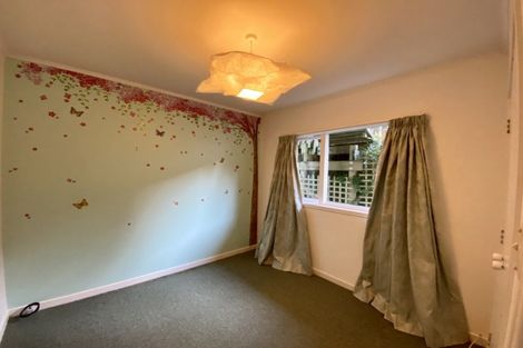 Photo of property in 2/123 Makara Road, Karori, Wellington, 6012