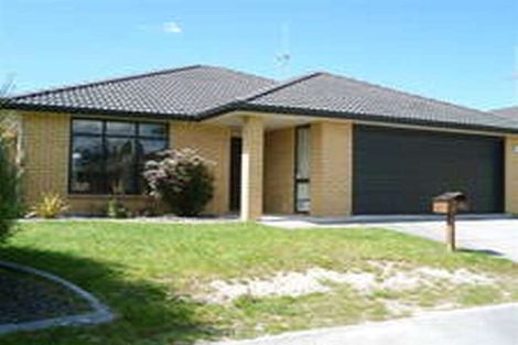 Photo of property in 4 Locksley Lane, Hamilton East, Hamilton, 3216