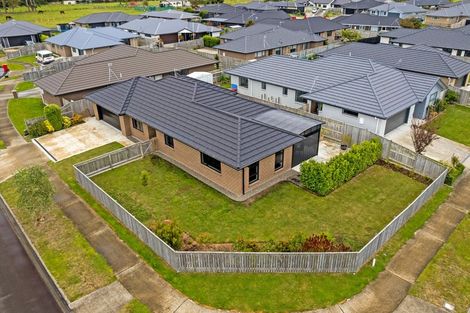 Photo of property in 17 Monarch Drive, Ashhurst, 4810