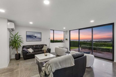 Photo of property in 1 Ekuarangi Place, Kaitake, New Plymouth, 4374