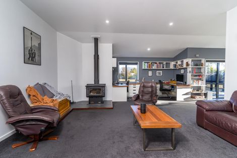 Photo of property in 16 Matukituki Crescent, Twizel, 7901