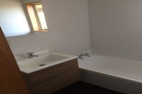 Photo of property in 19 Orlando Crescent, Waimairi Beach, Christchurch, 8083