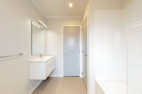 Photo of property in 15a Westminster Road, Wainuiomata, Lower Hutt, 5014