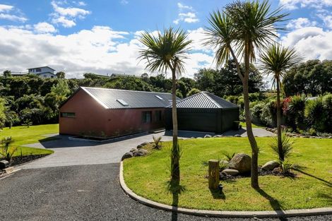Photo of property in 23c Arden Place, Oakura, 4314