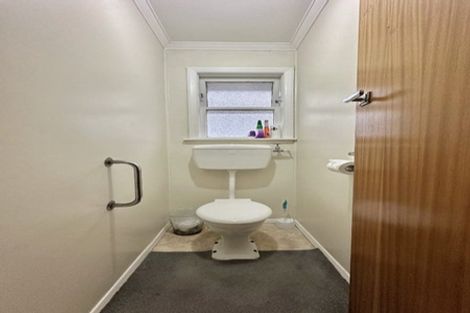 Photo of property in 42 Gibbons Street, Upper Hutt Central, Upper Hutt, 5018