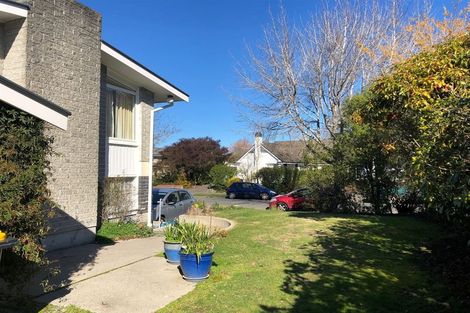 Photo of property in 4 Tuirau Place, Ilam, Christchurch, 8041