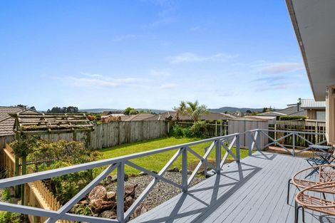 Photo of property in 19 Barraud Place, Pukehangi, Rotorua, 3015