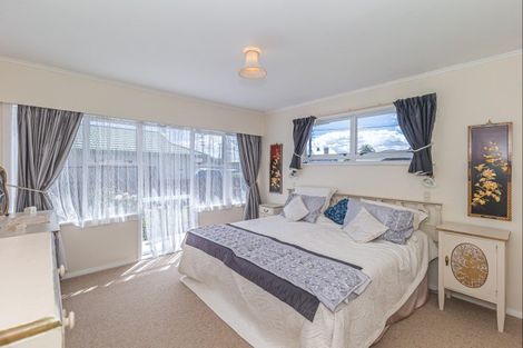 Photo of property in 69 Winchester Street, Levin, 5510