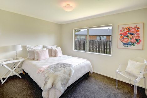 Photo of property in 8 Sandown Street, Waihola, Milton, 9073