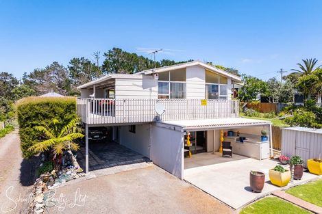 Photo of property in 9 Sandy Beach Road, Tinopai, Matakohe, 0593
