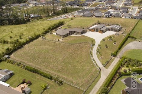 Photo of property in 73c Oraha Road, Kumeu, 0892