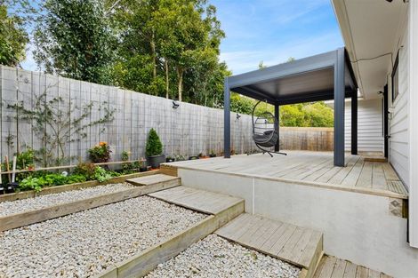 Photo of property in 206c Henderson Valley Road, Henderson, Auckland, 0612