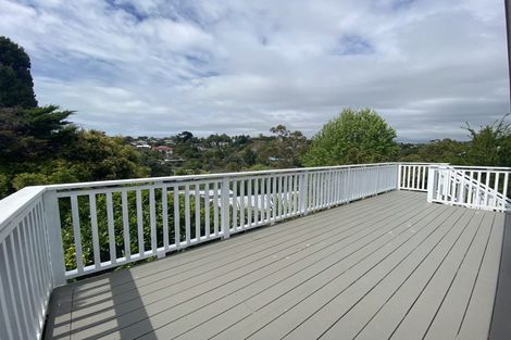 Photo of property in 8 John Downs Drive, Browns Bay, Auckland, 0630