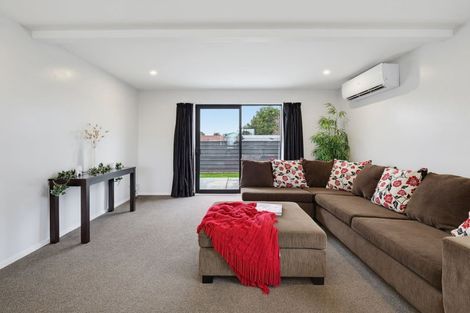 Photo of property in 158a Cornfoot Street, Castlecliff, Whanganui, 4501