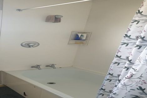 Photo of property in 3/4 Overtoun Terrace, Hataitai, Wellington, 6021