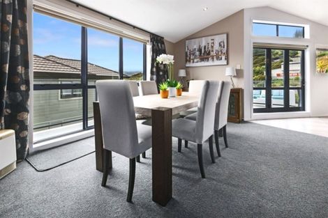 Photo of property in 13 Endeavour Drive, Whitby, Porirua, 5024