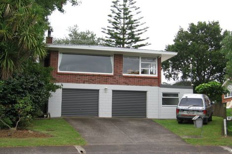 Photo of property in 20 Totara Grove, Hillcrest, Auckland, 0627