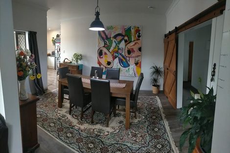 Photo of property in 6 Parkes Avenue, Saint Johns Hill, Whanganui, 4501