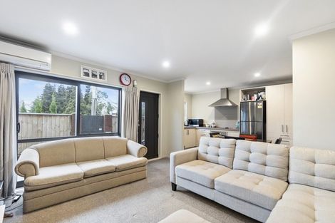 Photo of property in 2/85 Normandy Avenue, Melville, Hamilton, 3206