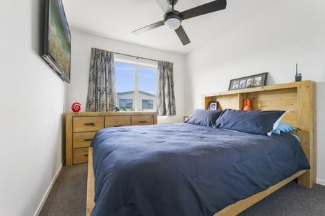 Photo of property in 11 Kamahi Crescent, Papamoa Beach, Papamoa, 3118