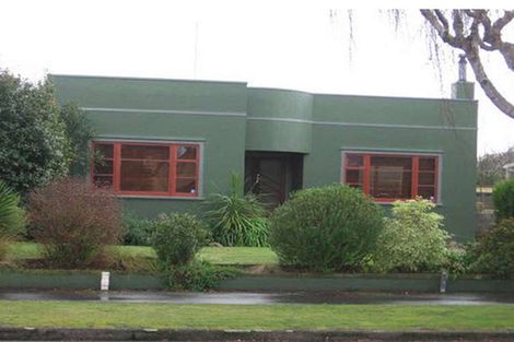 Photo of property in 21 Winston Avenue, Hokowhitu, Palmerston North, 4410