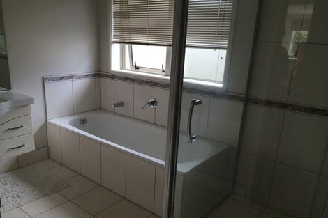 Photo of property in 64 Toscana Drive, Karaka, Papakura, 2113