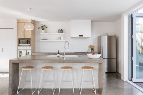 Photo of property in 117 Coast Boulevard, Papamoa Beach, Papamoa, 3118