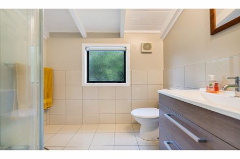 Photo of property in 200 Atkinson Road, Titirangi, Auckland, 0604