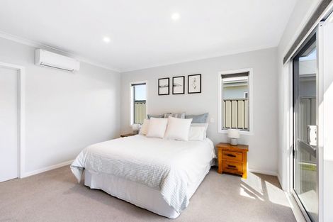 Photo of property in 22 Young Place, Taradale, Napier, 4112