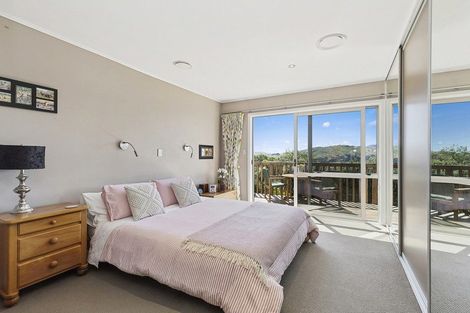 Photo of property in 14 Kenef Road, Paremata, Porirua, 5024