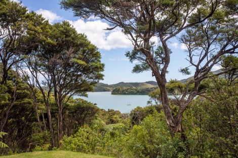 Photo of property in 537 Manawaora Road, Parekura Bay, Russell, 0184
