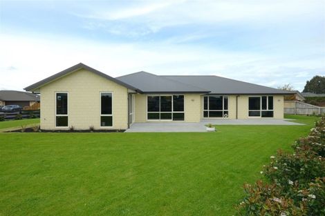 Photo of property in 2 Binyon Place, Rolleston, 7614