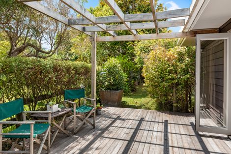 Photo of property in 109 Point Wells Road, Point Wells, Warkworth, 0986