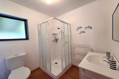 Photo of property in 109 Titoki Place, Matarangi, Whitianga, 3592