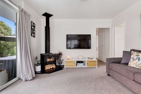 Photo of property in 55 Welcome Bay Road, Welcome Bay, Tauranga, 3112