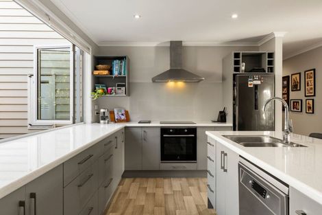 Photo of property in 49 Clare Street, Cambridge, 3434