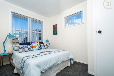 Photo of property in 22 Riverpark Crescent, Henderson, Auckland, 0610