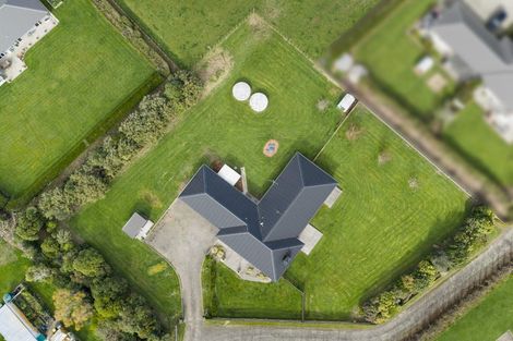 Photo of property in 75 Reid Line West, Feilding, 4777