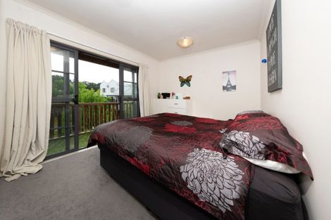 Photo of property in 24/8 Carolina Place, Albany, Auckland, 0632