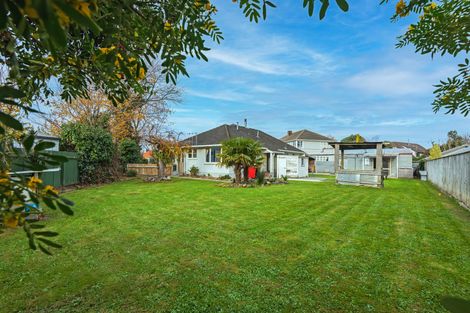 Photo of property in 4 Hinton Place, Roslyn, Palmerston North, 4414