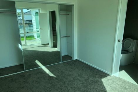 Photo of property in 2a Sherwood Avenue, Te Atatu South, Auckland, 0610