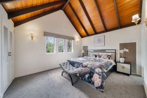 Photo of property in 68 Kaurilands Road, Titirangi, Auckland, 0604