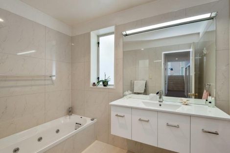 Photo of property in 126 Cannon Hill Crescent, Mount Pleasant, Christchurch, 8081