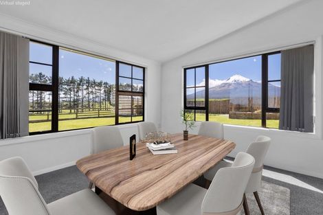 Photo of property in 197 Kahui Road, Rahotu, Opunake, 4684