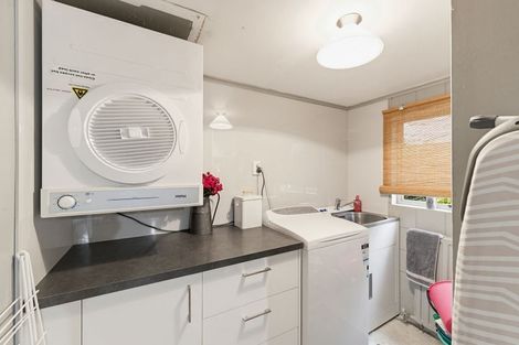 Photo of property in 9 Thames Street, Gore, 9710