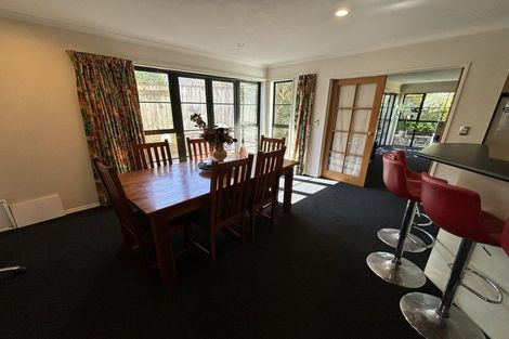 Photo of property in 16 Ruapehu Drive, Fitzherbert, Palmerston North, 4410