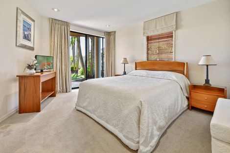 Photo of property in 37 Clyside Avenue, Half Moon Bay, Auckland, 2012