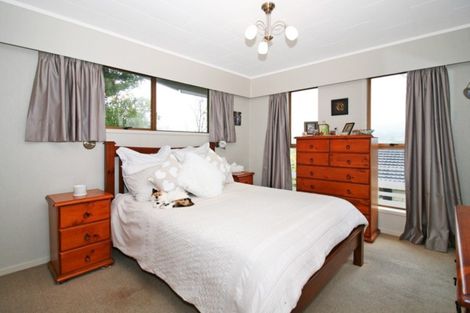 Photo of property in 49 Cumberland Street, Merrilands, New Plymouth, 4312